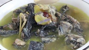 乌鸡汤怎么炖最有营养?我连喝了两大碗