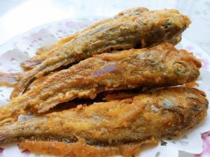 小黄鱼怎么做好吃(这样做一盘都不够吃)