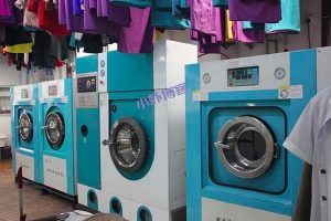 「实体创业项目17」开干洗店赚钱吗?一年能赚多少钱?