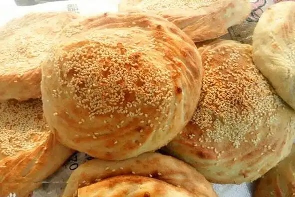 烧饼摊赚不赚钱?旺季日收入过千元