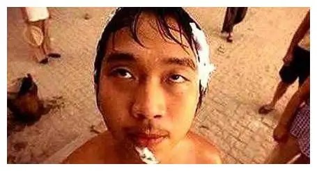 剧组招临时群众演员赚钱吗?表弟被套路了