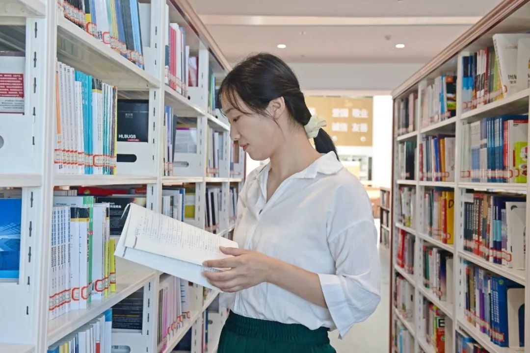 怎么样才能成为爱看书的人?