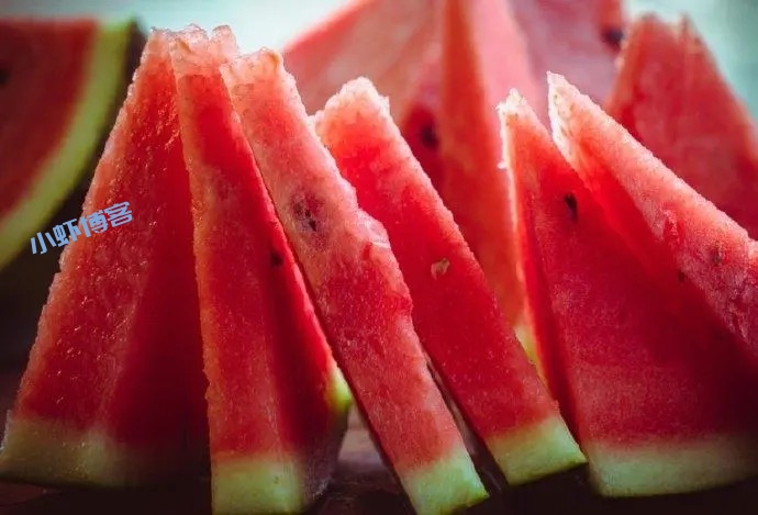 怎么挑选西瓜又甜又好吃?挑选西瓜的五种方法