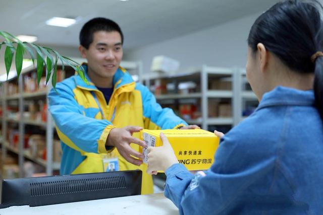 小区快递驿站老板打算转让了