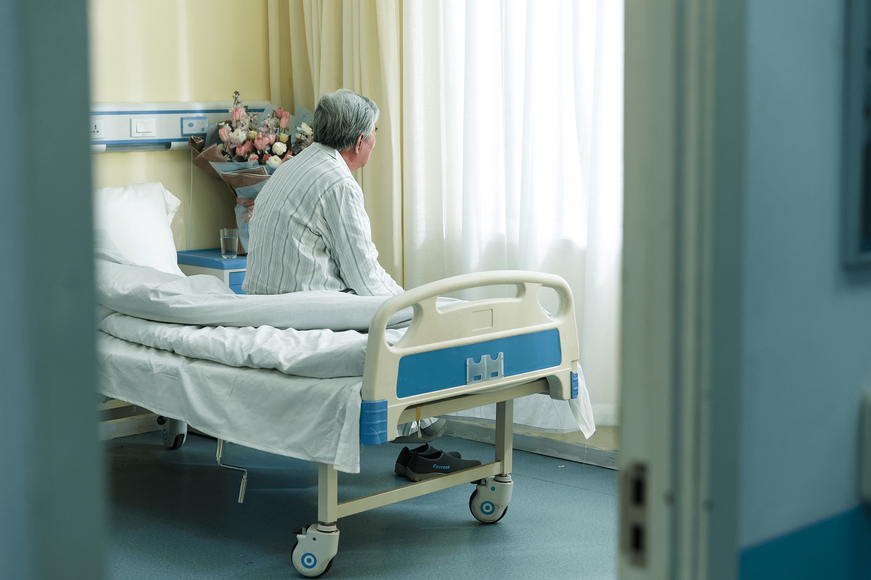 老姨来郑州医院看病